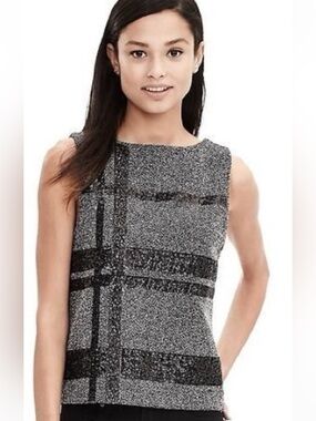 Banana Republic Black Textured Sequin Sleeveless Top Size 6